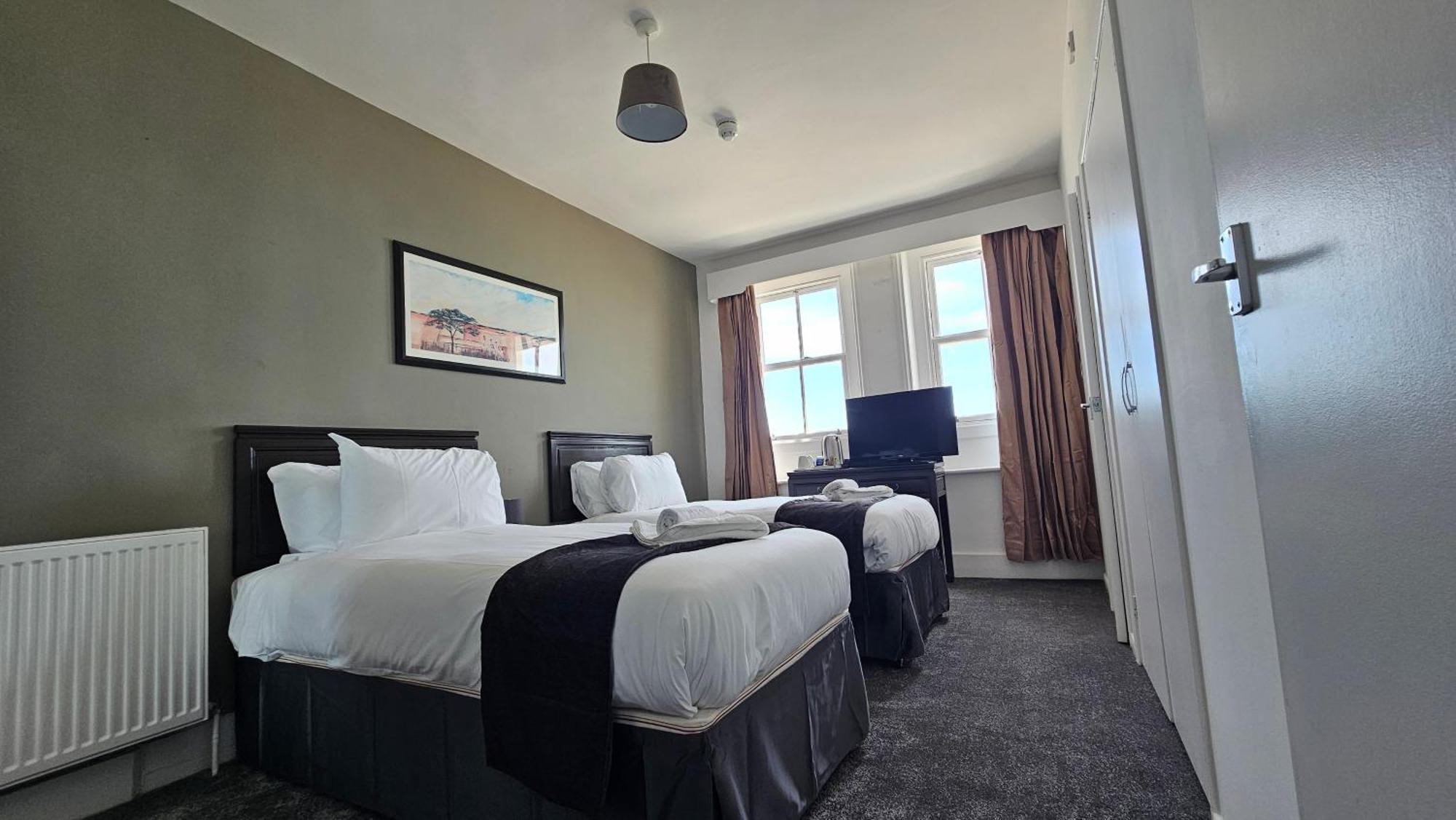 The Strand Hotel Eastbourne Exterior foto