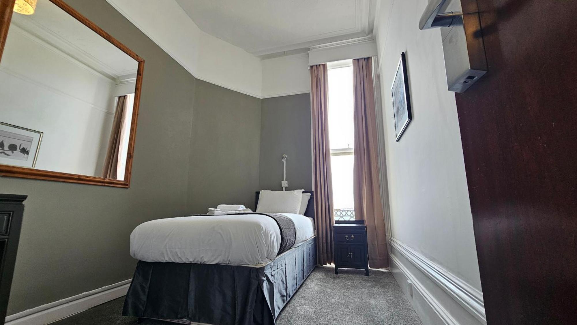 The Strand Hotel Eastbourne Exterior foto