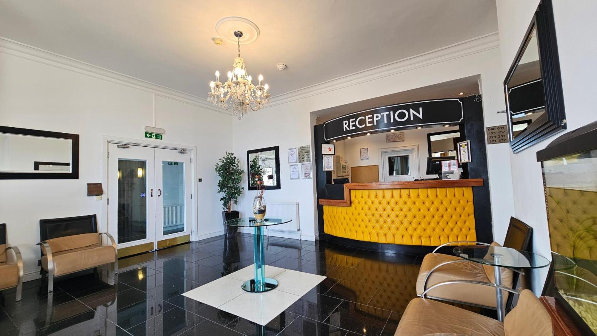The Strand Hotel Eastbourne Exterior foto