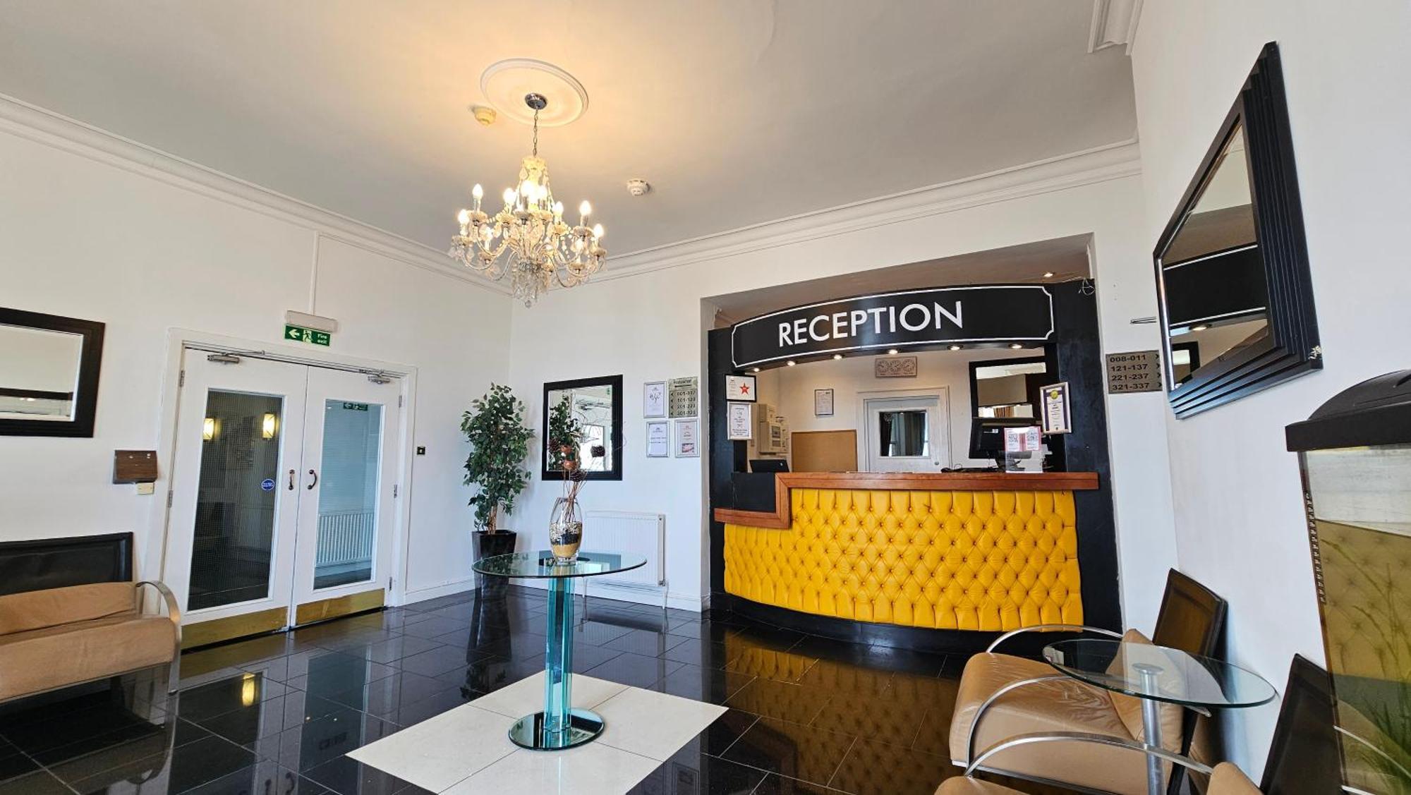 The Strand Hotel Eastbourne Exterior foto