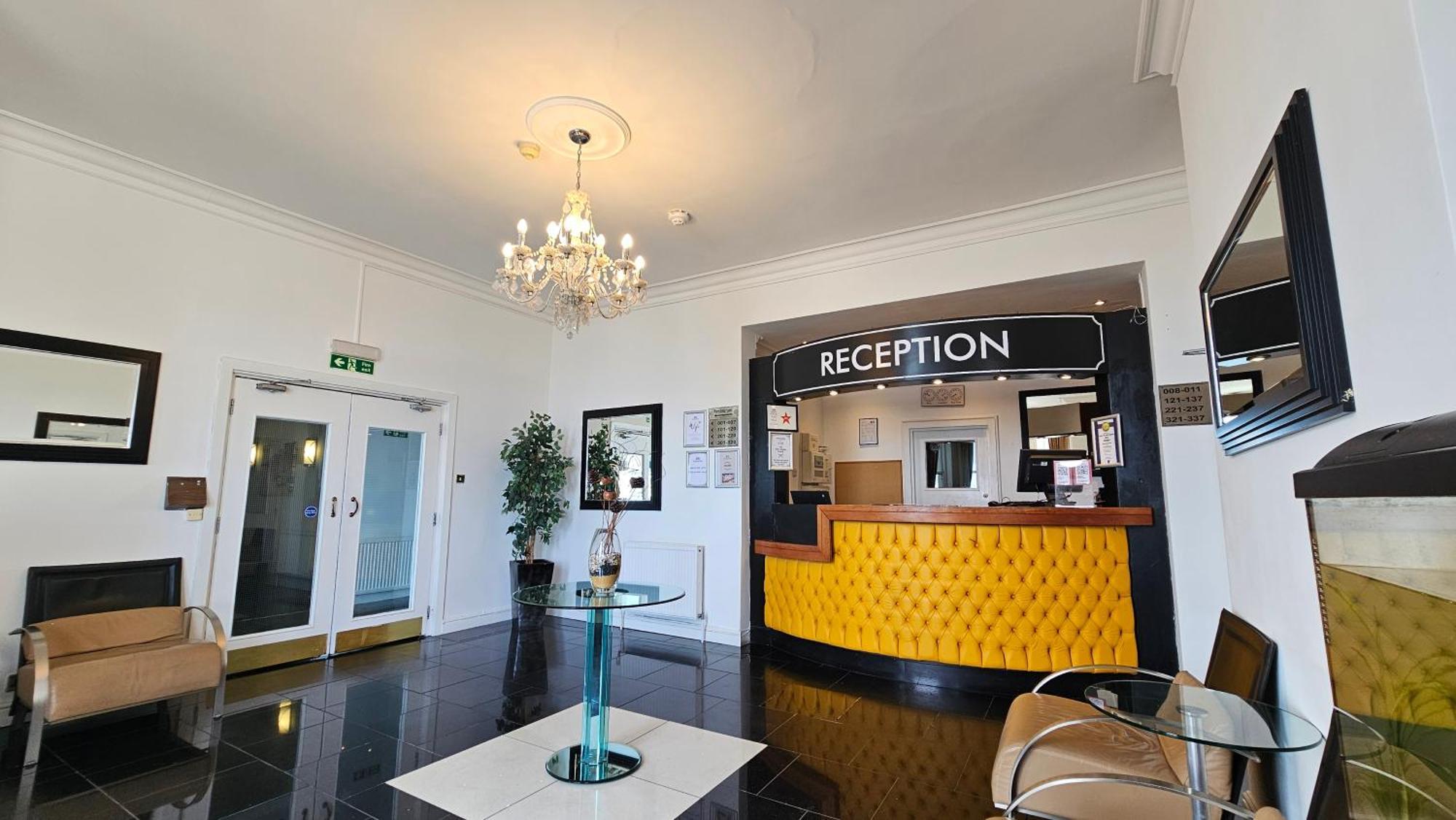 The Strand Hotel Eastbourne Exterior foto